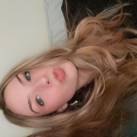 Meet your Posher, Jillian - Picture 5 of 6